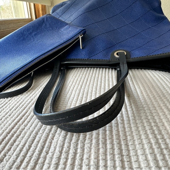 Chanel Blue Caviar Large Tote EUC - Picture 13 of 13